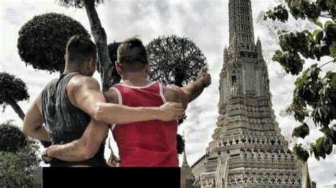 Thailand American Tourists Arrested For Temple Butt Selfie Fortune