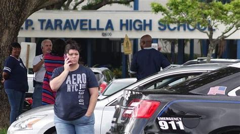 Police Report Of Gun At Taravella High School Miami Herald