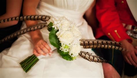 44 Best Neutanprotea Weddings Images On Pinterest Wedding Bouquets