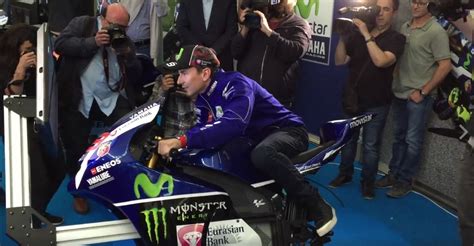 Yamaha Yzr M1 Motogp Simulator Is The Ultimate Racing Toy Autoevolution