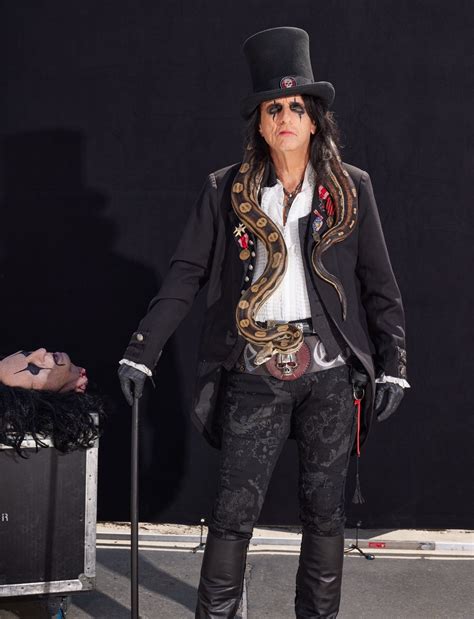 Alice Cooper Unveils His Third Single Welcome To The Show The Rockpit