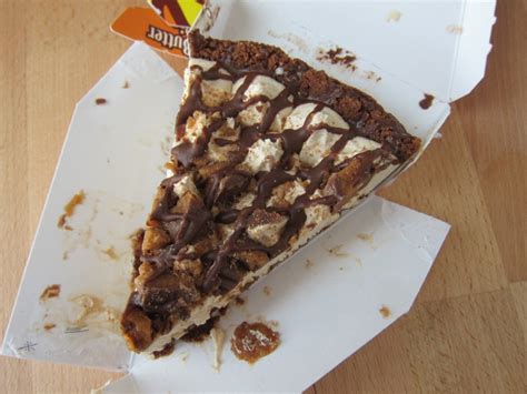 Best 20 reese&#039;s peanut butter pie recipe. Review: Jack in the Box - Reese's Peanut Butter Cup Pie ...