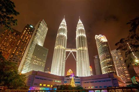 Kuala lumpur, once a small village, today is an industrially advanced city. 30 Incredible Things To Do In Kuala Lumpur in 2020 | Cool ...