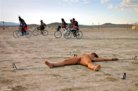 Burning Man Naked Girls XXX Porn Library