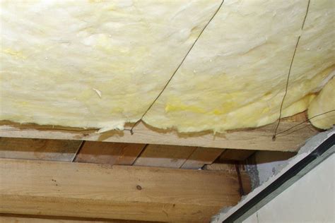 Acoustimac acoustic insulation eco cellulose. How to install mineral wool | Mineral wool, Fiberglass ...