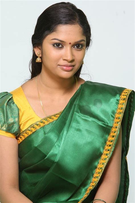 Tamil Actress Sri Priyanka Saree Photos Gallery Actress Saree Photos Saree Photos Hot Saree