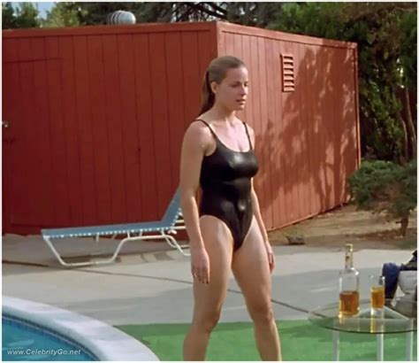 Elisabeth Shue Hot And Sexy Bikini Pictures Woophy