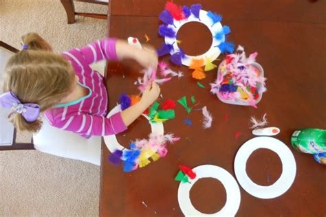 Make This Diy Turkey Ring Toss Activity For Thanksgiving Its A Fun