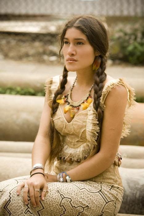Pocahontas Native American Y Qorianka Kilcher Imagen En We Heart It