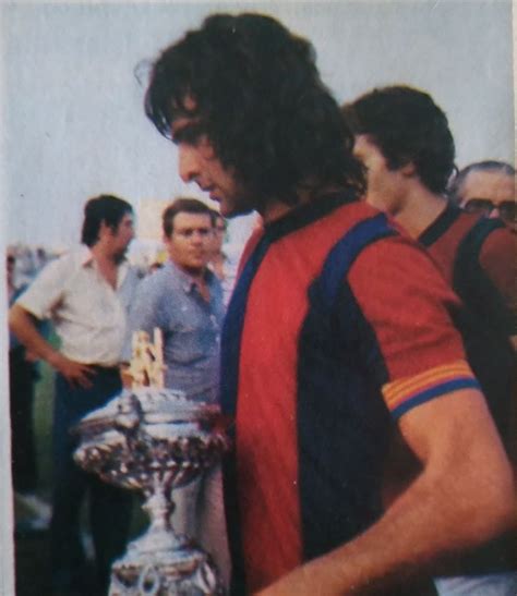 Mario Kempes 1978 79 Valencia Con La Maglia Del Bologna Al Termine Di Una Partita Amichevole Pre