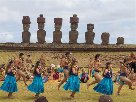 Rapa Nui Learn More About Ka‘iwakīloumoku Hawaiian Cultural Center