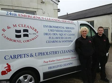 Randm Extreme Cleaners On Britains Toughest Jobs Daily Mail Online