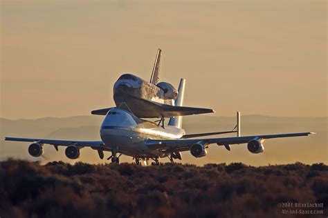 Air And Atlantis Departs From Edwards Afb