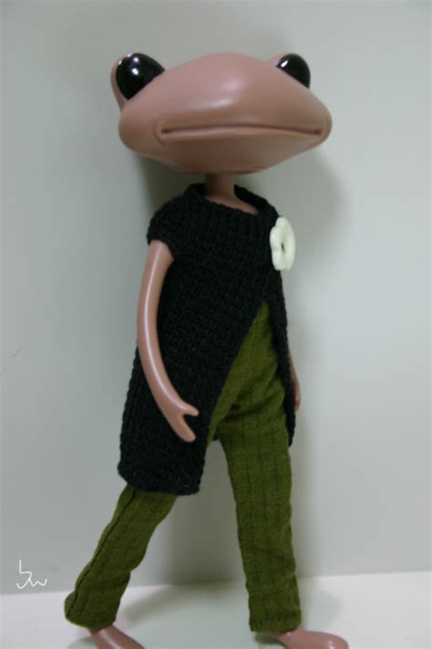 ワンダーフロッグ アフガン編みのジャケット Wonderfrog Afghan Knit Jacket いとあみ （mini Knits For Fashion Dolls）