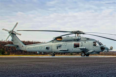 Us Navy Delivers First Mh 60r Seahawk Helicopters To