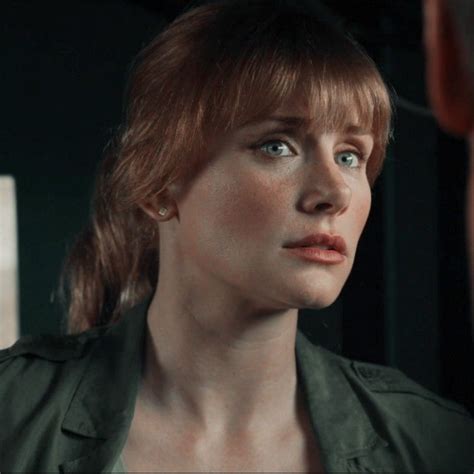 Claire Dearing Jurassic Movies Curvy Celebrities Bryce Dallas Howard