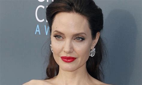 Angelina Jolie Protagoniza Pel Cula De Fantas A