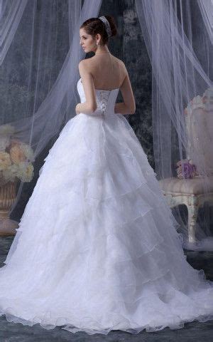 Am schönsten tag im leben muss das brautkleid einfach perfekt sein. Perlenbesetztes Prinzessin pompöse Brautkleid mit ...