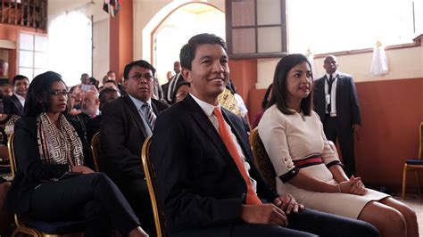 Pope denounces exploitation of madagascar's unique resources. Madagascar : Andry Rajoelina accède au pouvoir