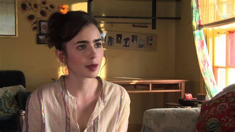 love rosie interview 5 lily collins über die beziehung von rosie und alex youtube