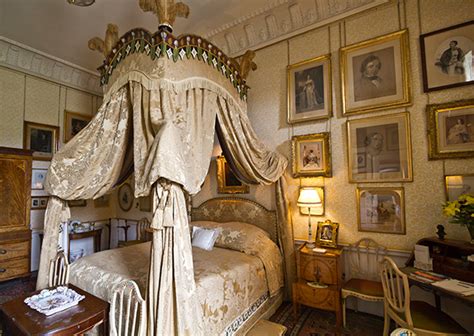 House And Home Decorating Castles Castle Howard Lady Georgianas Bedroom