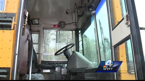 School Bus Stop Arm Violations Hard To Prosecute Authorities Say