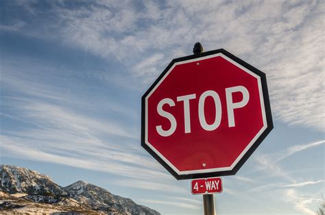 The Seemingly Hard to Understand 4-Way Stop | Driving Me Crazy