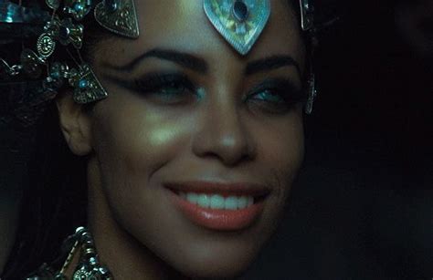 Aaliyah In Queen Of The Damned 2002 Queen Of The Damned Aaliyah