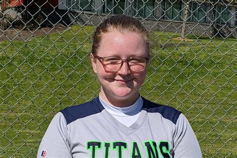 Federal Way Mirror Female Athlete Of The Week For April 29 Kelee