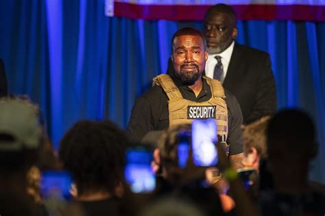Kanye West Bricht Bei Wahlkampfauftritt In Tränen Aus