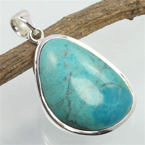 925 Solid Sterling Silver Stunning Pendant Genuine Turquoise Gemstone