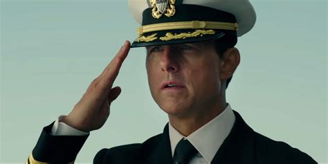 Он оставил службу и начал работать на земле, обучая новичков. Top Gun 2: What Rank Is Tom Cruise's Maverick | Screen Rant