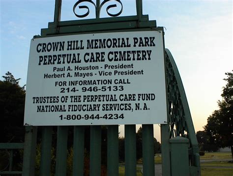 Crown Hill Memorial Park In Dallas Texas Find A Grave Cemetery