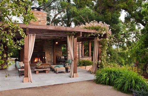 33 Fabulous Ideas For Creating Beautiful Outdoor Living Spaces Rustic