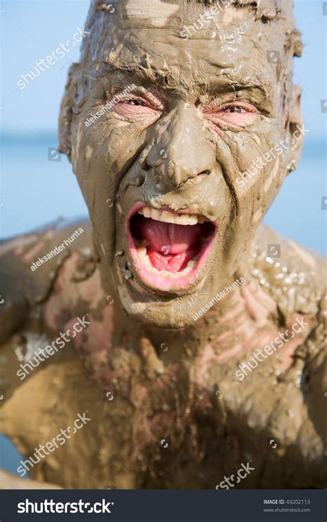 Naked Man Screaming Whole Dirty Foto Stock Shutterstock