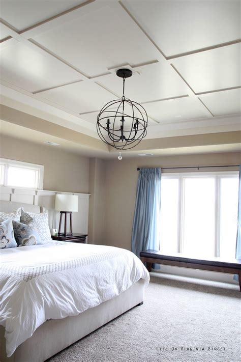 Modern master bedroom ceiling design. Links We Love: Ceilings, Metrie & More