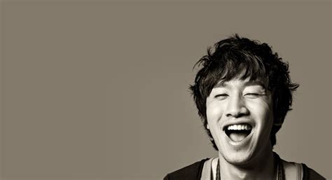 This episode, brought to you by running man pictures, starts off giving us a glimpse of a very important guest: Lee Kwang Soo Gets Humiliated by Jackie Chan's Joke on ...