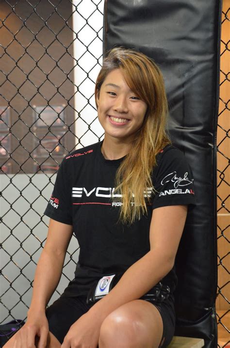 Angela Lee Poses At The Evolve Gym On April 5 2016 Tony Soh Epoch Times Martial Artists