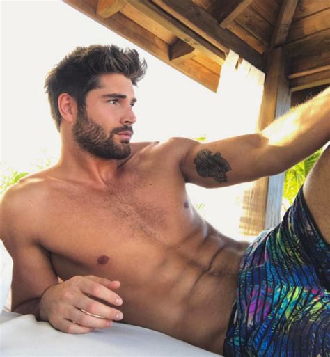 Instagram Star Nick Bateman Talks Grooming Diet And Exercise Hello