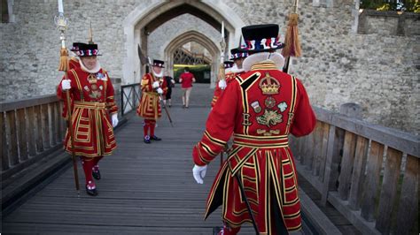 Coronavirus Tower Of London Beefeaters Face Job Cuts Due To Pandemic