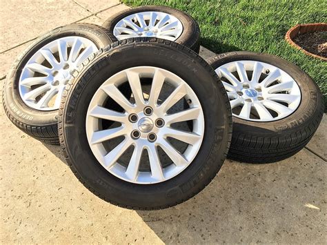 Chrysler 300 Oem Wheels W Michelin Tires