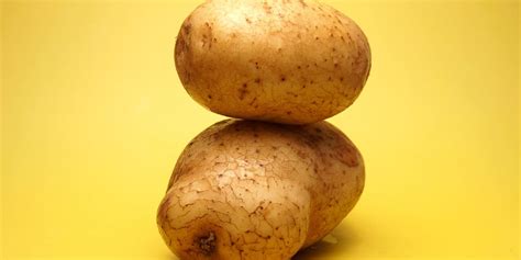 Calories per serving of jacket potato with tuna and mayo 278 calories of baked potato,. How Many Calories Are In A Potato? Potato Nutrition Facts