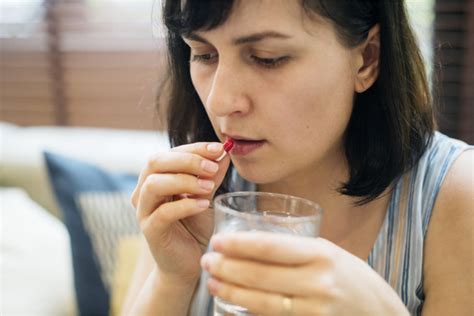 Trouble Swallowing Your Pills Here Are Strategies To Try