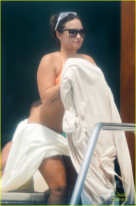 Demi Lovato Displays Her Fabulous Bikini Body In Miami Photo 718628 Photo Gallery Just
