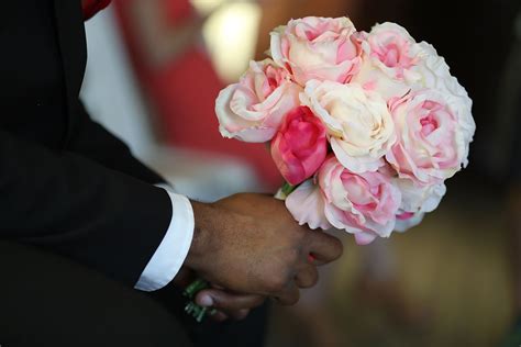 Florist Discriminated Against Gay Couple By Refusing Service Washington Supreme Court Rules Ktla