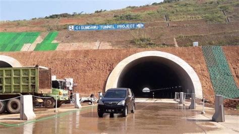 Terowongan Pertama Dan Terpanjang Di Indonesia Ada Di Jalan Tol Daerah