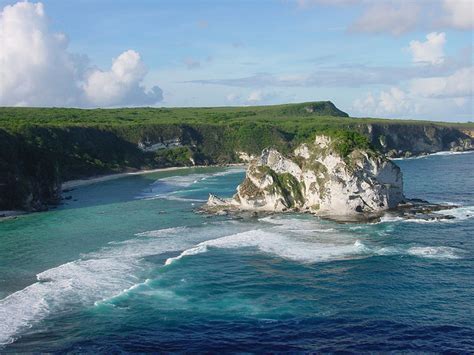A Travelers Guide To The Northern Mariana Islands The Travel