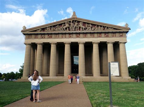 A Must Visit In Nashville The Parthenon