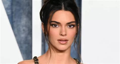 Braless Kendall Jenner Flashes Her Nipples In See Through Dress Celebrity News Showbiz Tv
