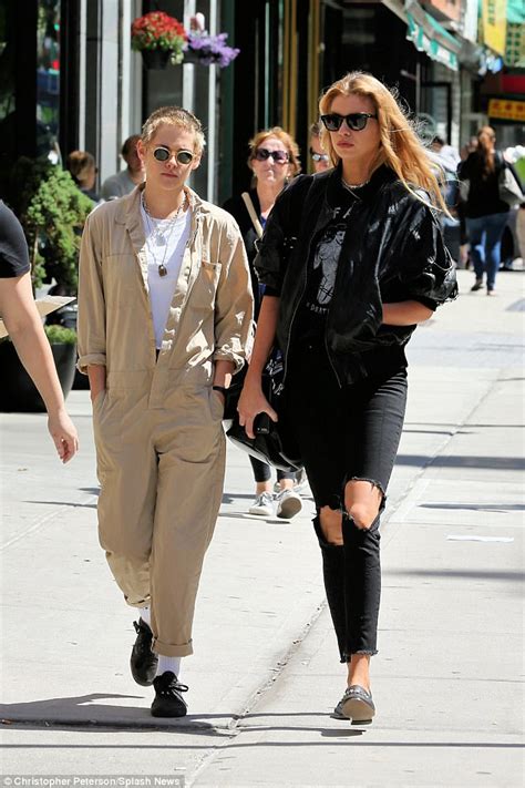 Kristen Stewart Holds Hands With Girlfriend Stella Maxwell Daily Mail